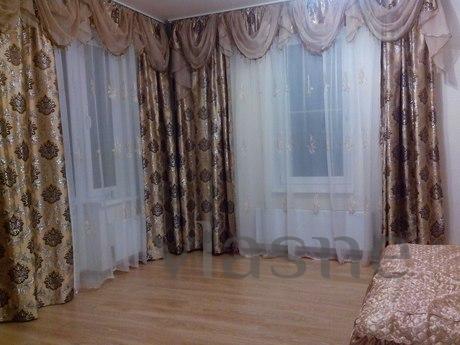 Rent one apartment with lake view, Sredneuralsk - apartment by the day