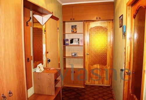2 bedroom. luxury apartment on yareva 14, Belgorod - apartment by the day