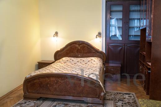 Luxury apartment in the center of the city. Only 7-12 minute