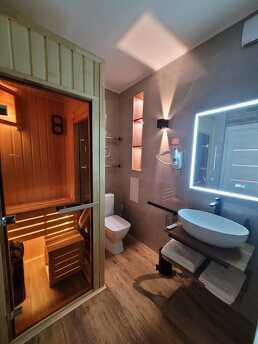 1 room Luxury-premium studio apartment with sauna, jacuzzi, 