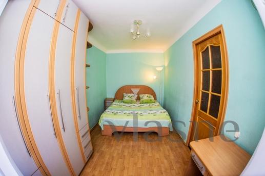 Cozy close to the metro. Free Wi-Fi, Novosibirsk - apartment by the day