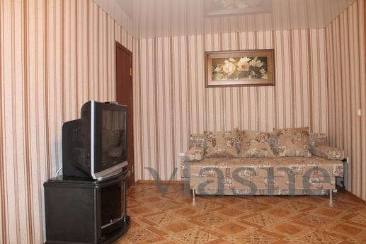 Next to the exhibition hall, Tyumen - apartment by the day