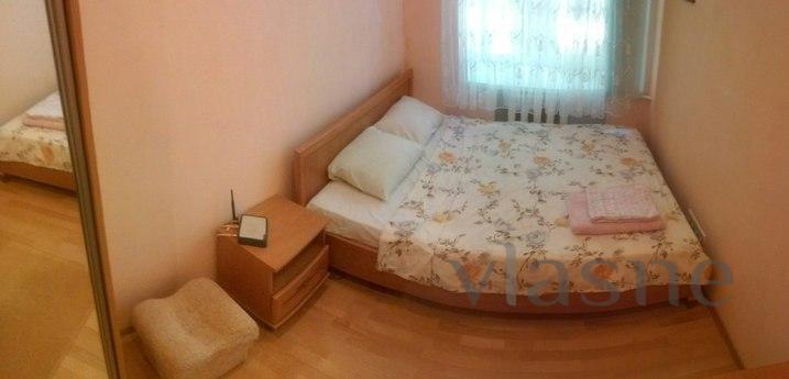 I suggest to rent 2komnatnuyu apartment in the city center, 