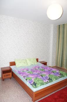 1-комнатная квартира напротив ПЛАНЕТЫ, Красноярск - квартира посуточно
