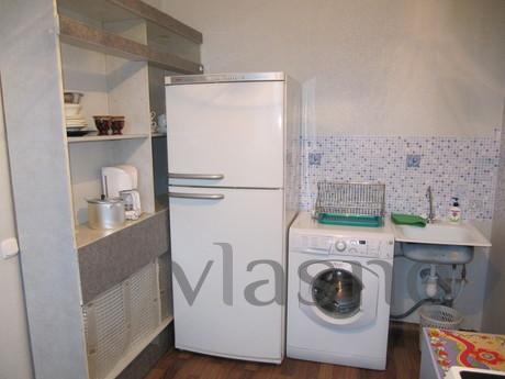 Studio near the Business Center, Krasnoyarsk - apartment by the day