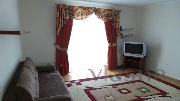 Rent fully equipped apartment near the metro station Dynamo.