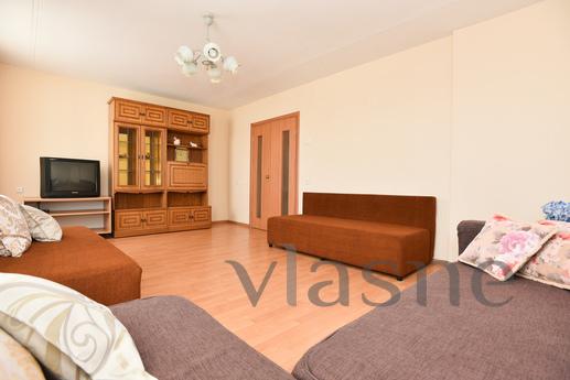 2 bedroom apartment for rent, Yekaterinburg - apartment by the day