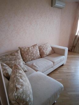For Well 2-bedroom apartment in central Moscow, a few steps 