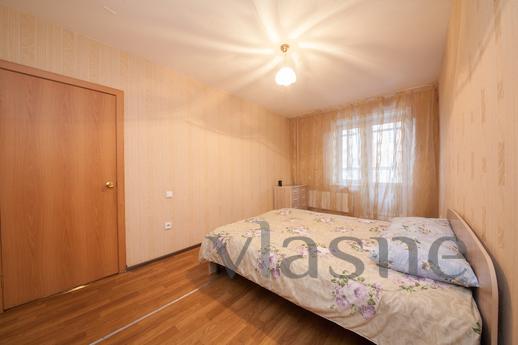 2 bedroom apartment in good area, Krasnoyarsk - apartment by the day