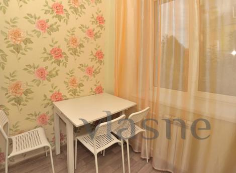 2 apartment with major repairs, Novosibirsk - apartment by the day