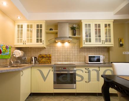 apartment near the metro, Saint Petersburg - apartment by the day