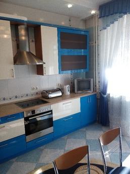 1-room apartment near the shopping centr, Krasnoyarsk - apartment by the day