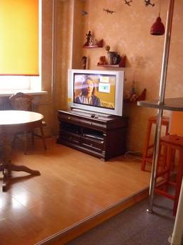 One bedroom apartment, Omsk - apartment by the day