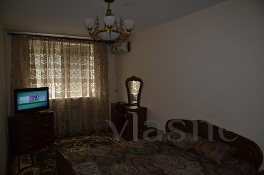 Rent our 3-room apartment 2/5 home, Saky - apartment by the day