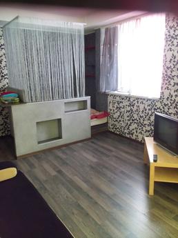 Available! Round the clock!, Tyumen - apartment by the day