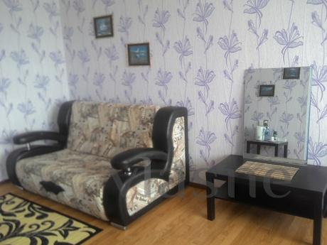Cozy spacious studio all inclusive, Omsk - apartment by the day