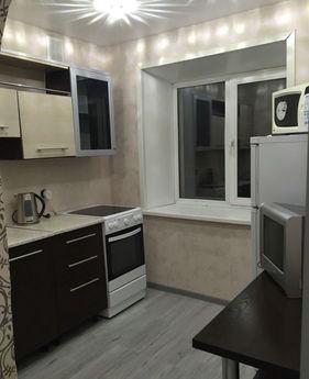 The apartment is in the center, Kemerovo - apartment by the day