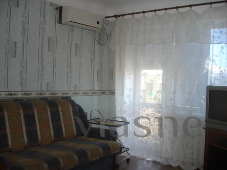 The apartment is in the tractor market, Volgograd - apartment by the day