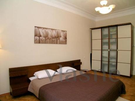 Rent 1 room apartment near the center of the city, euro reno