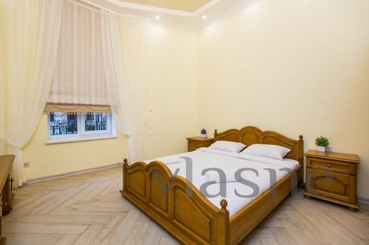 Avangard Sholom Aleichem Apartment, Lviv - apartment by the day