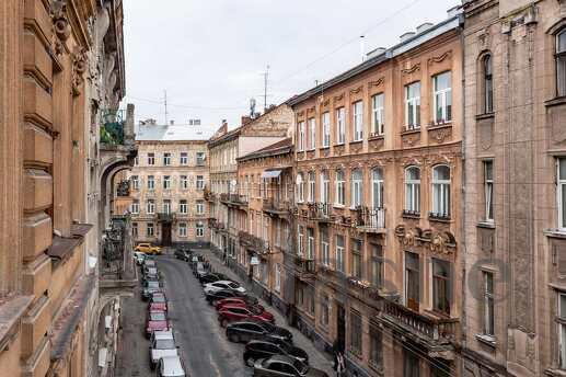 Avangard French Le Ciel Apart, Lviv - apartment by the day