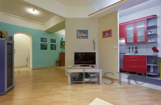 Exclusive apartment in the center, Saint Petersburg - apartment by the day