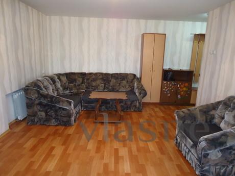 The apartment is in the center of the Oktyabrsky district. N
