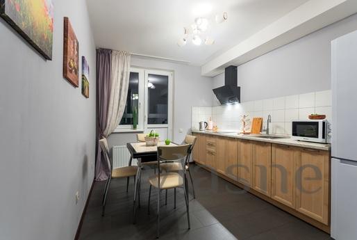 APARTMENT WITH ALL AMENITIES! CENTRE, Voronezh - apartment by the day