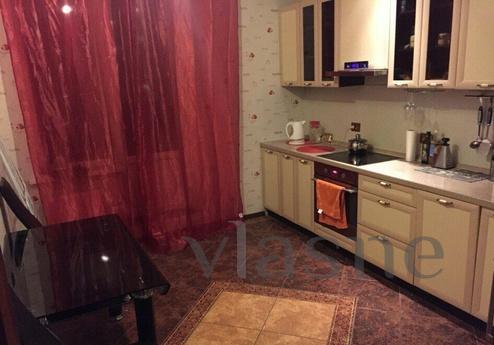 apartment for rent on the Guryanov Str, Moscow - apartment by the day