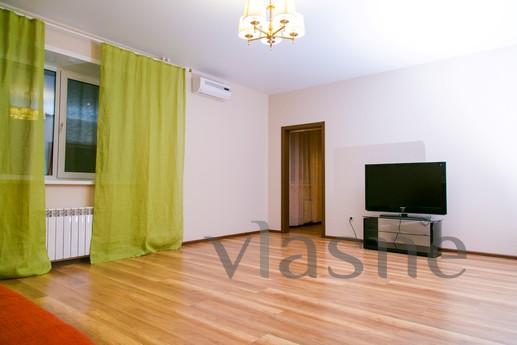 Clean, comfortable one-bedroom apartment, Kazan - apartment by the day