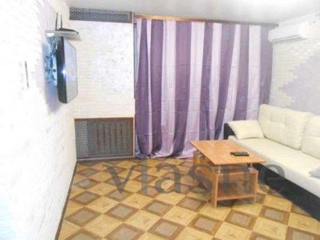 1 bedroom apartment Center home life, Uralsk - apartment by the day