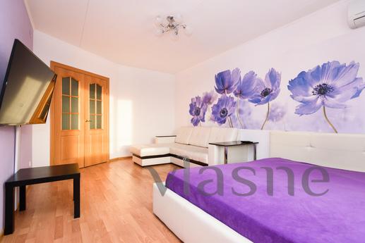 1-bedroom apartment, Center, Yekaterinburg - apartment by the day