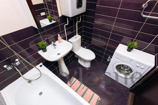 Luxury studio, Center, Yekaterinburg - apartment by the day