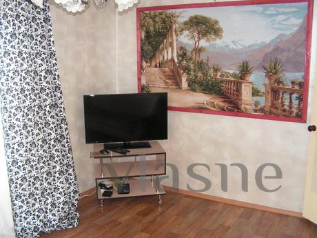 2-bedroom apartment in the center of the city, street inters