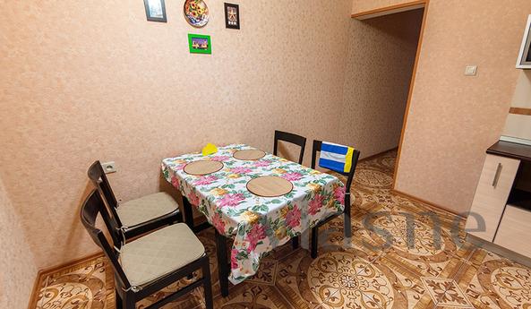 The apartment is in a new house, Yekaterinburg - apartment by the day