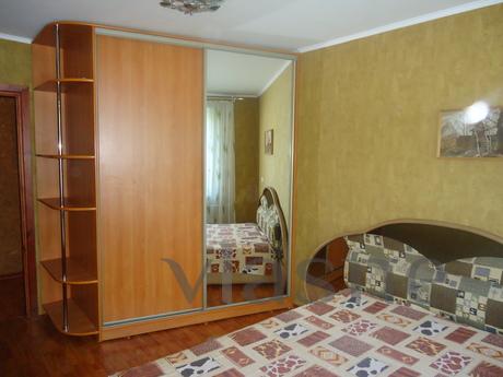 Apartment with excellent repair, new modern furniture, wardr