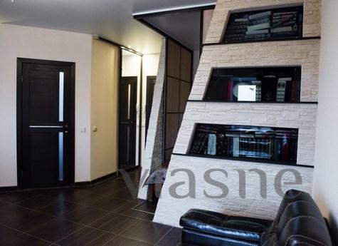 Luxurious apartment in the center with, Omsk - apartment by the day