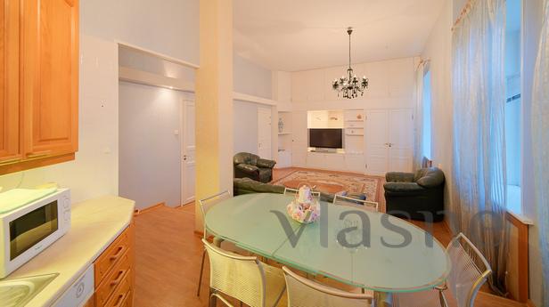 Apartments in the historic center, Saint Petersburg - apartment by the day