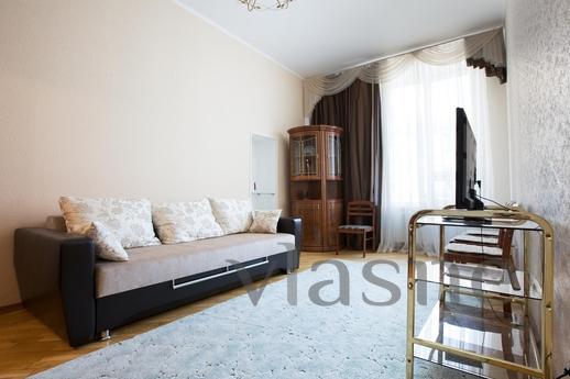 Apartments in St. Isaac's Cathedral, Saint Petersburg - apartment by the day