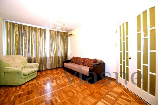 Nice 1 bedroom apartment in the center, Volgograd - apartment by the day