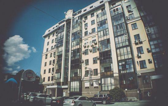 Clean comfortable apartments, Tyumen - apartment by the day