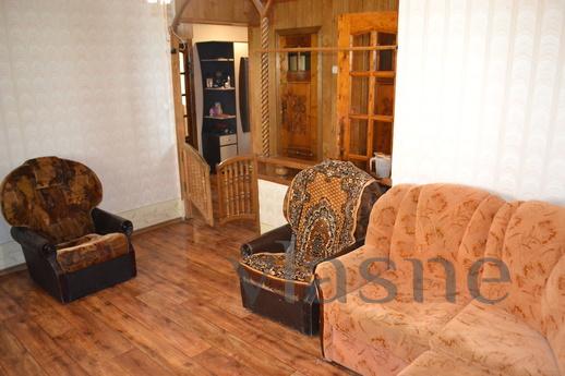 3 bedroom apartment for rent, Serhiivka - apartment by the day