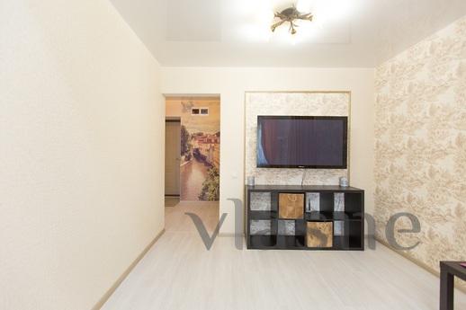 One-bedroom apartments premium, Tomsk - apartment by the day
