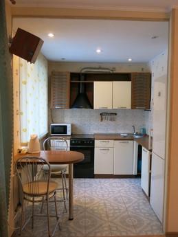 Offered, hours, days, weeks,, Novosibirsk - apartment by the day