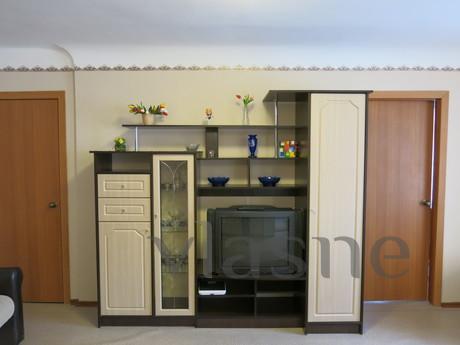 2 bedroom apartment for rent, Novosibirsk - apartment by the day