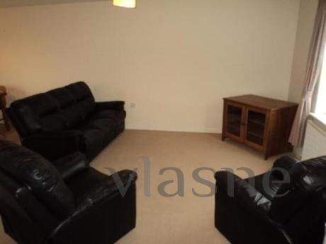 I bring to your attention a spacious one-bedroom apartment l