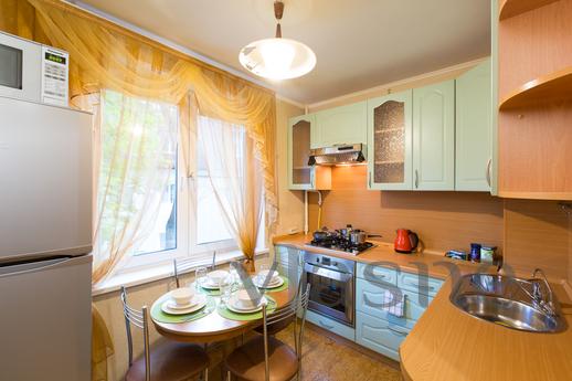 1 bedroom apartment Novolesnaya street, Moscow - apartment by the day