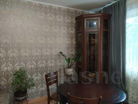 Rent 2-room apartment., Tomsk - apartment by the day