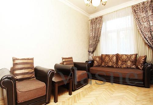 1-комнатная квартира в новом доме, Екатеринбург - квартира посуточно