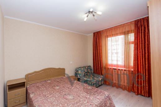 2 bedroom apartment in the center, Krasnodar - apartment by the day